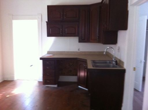 2329 S 9th St - Photo 3 of 5