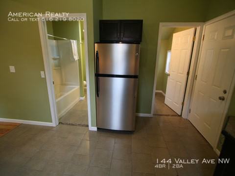 144 Valley Ave Nw - Photo 3 of 15