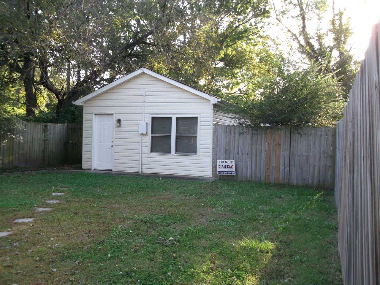 429 Seaboard Ave - Photo 2 of 6