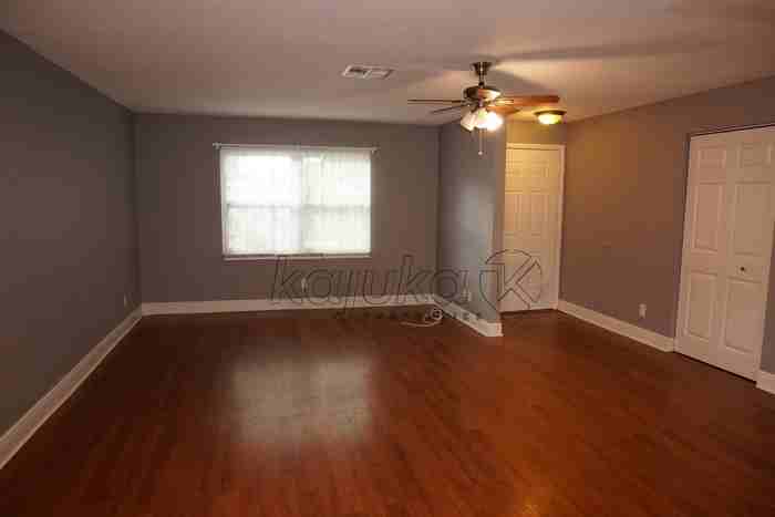 6475 Cedarbrook Drive - Photo 2 of 21