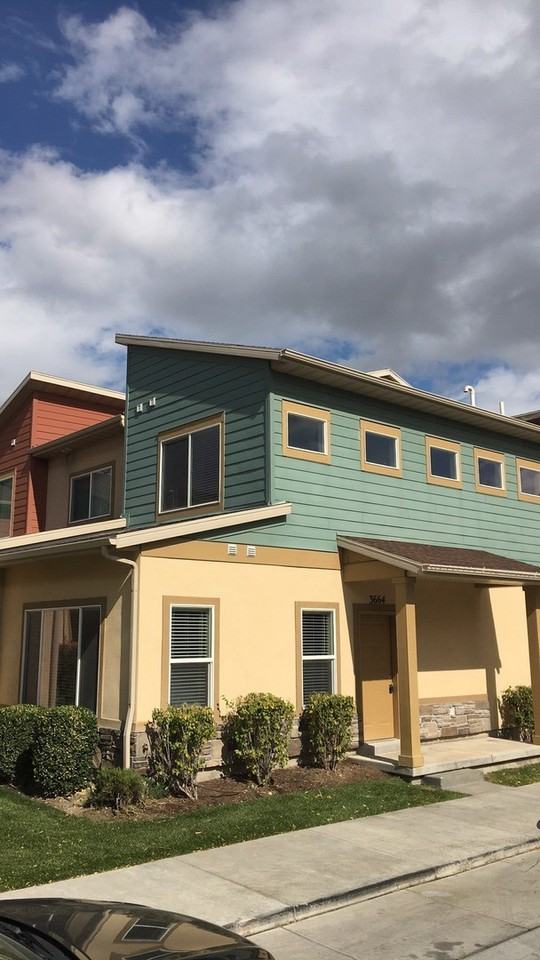 3664 Periwinkle Drive - Photo 2 of 23