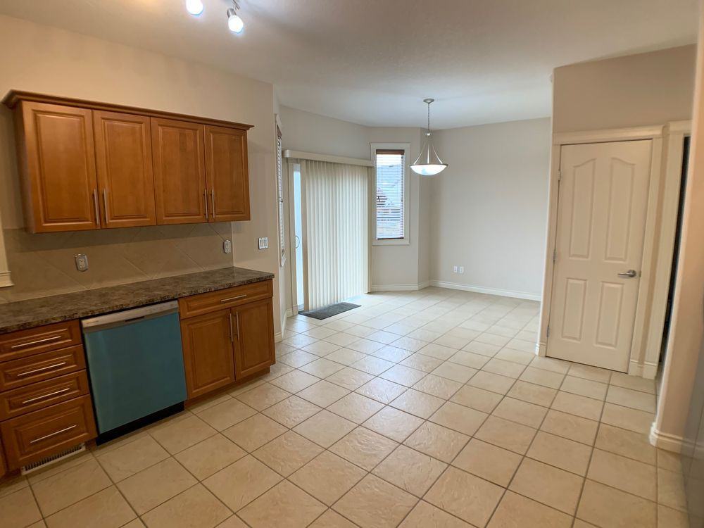 136 a Blue Jay Rd - Photo 3 of 20