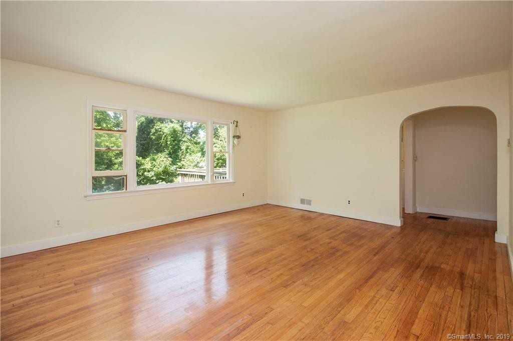 89 Heacock Crossbrook Road - Photo 2 of 18