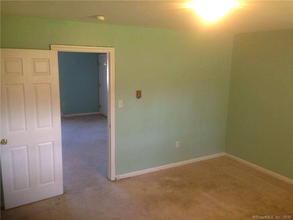 11 Peggy Lane - Photo 2 of 4