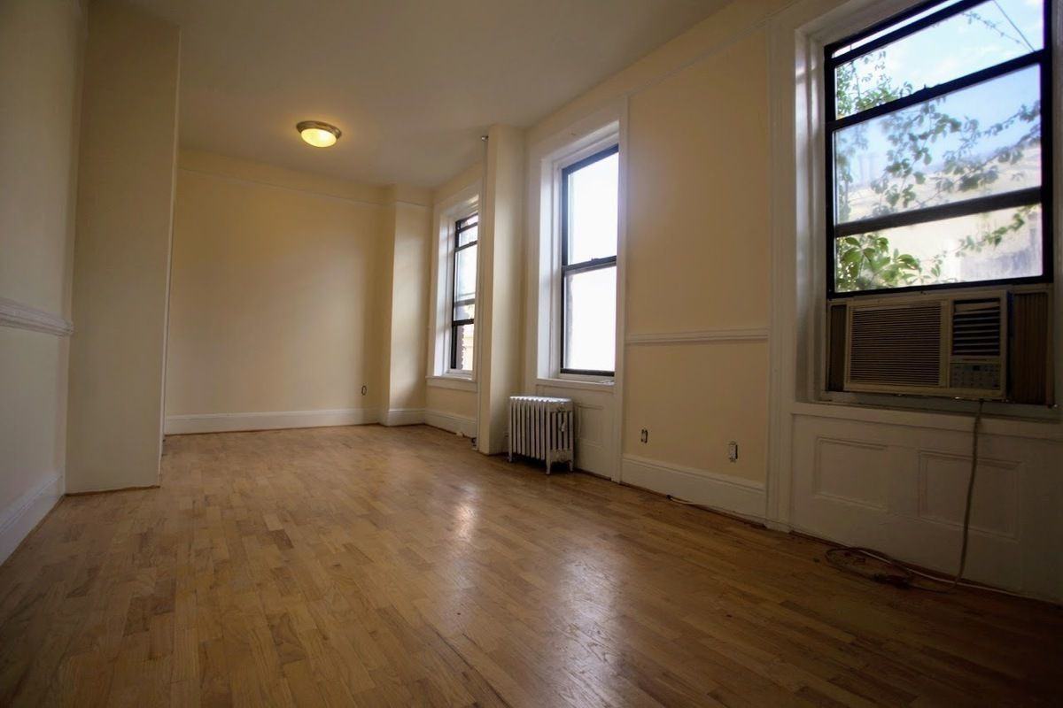 Bedford St & 7th Ave S #20