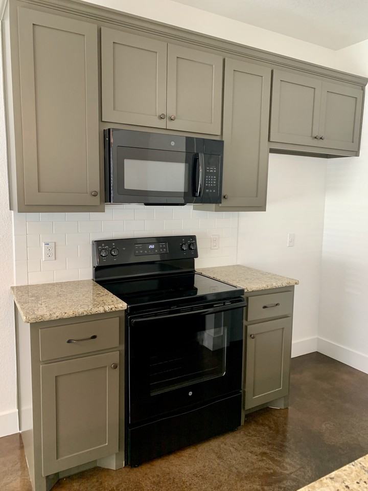 608 Washington Avenue - Photo 3 of 23