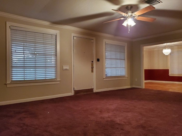 600 East Broadway Street - Photo 2 of 15