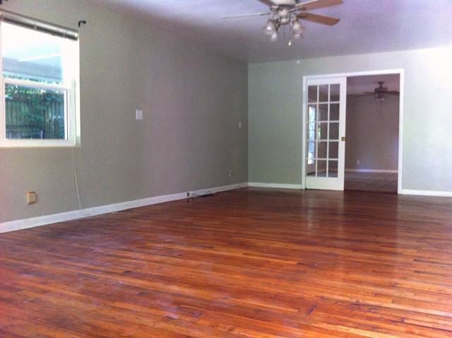 1903 Croydon Drive - Photo 2 of 18