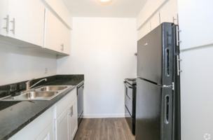 featured image of 7001 Aloma Avenue