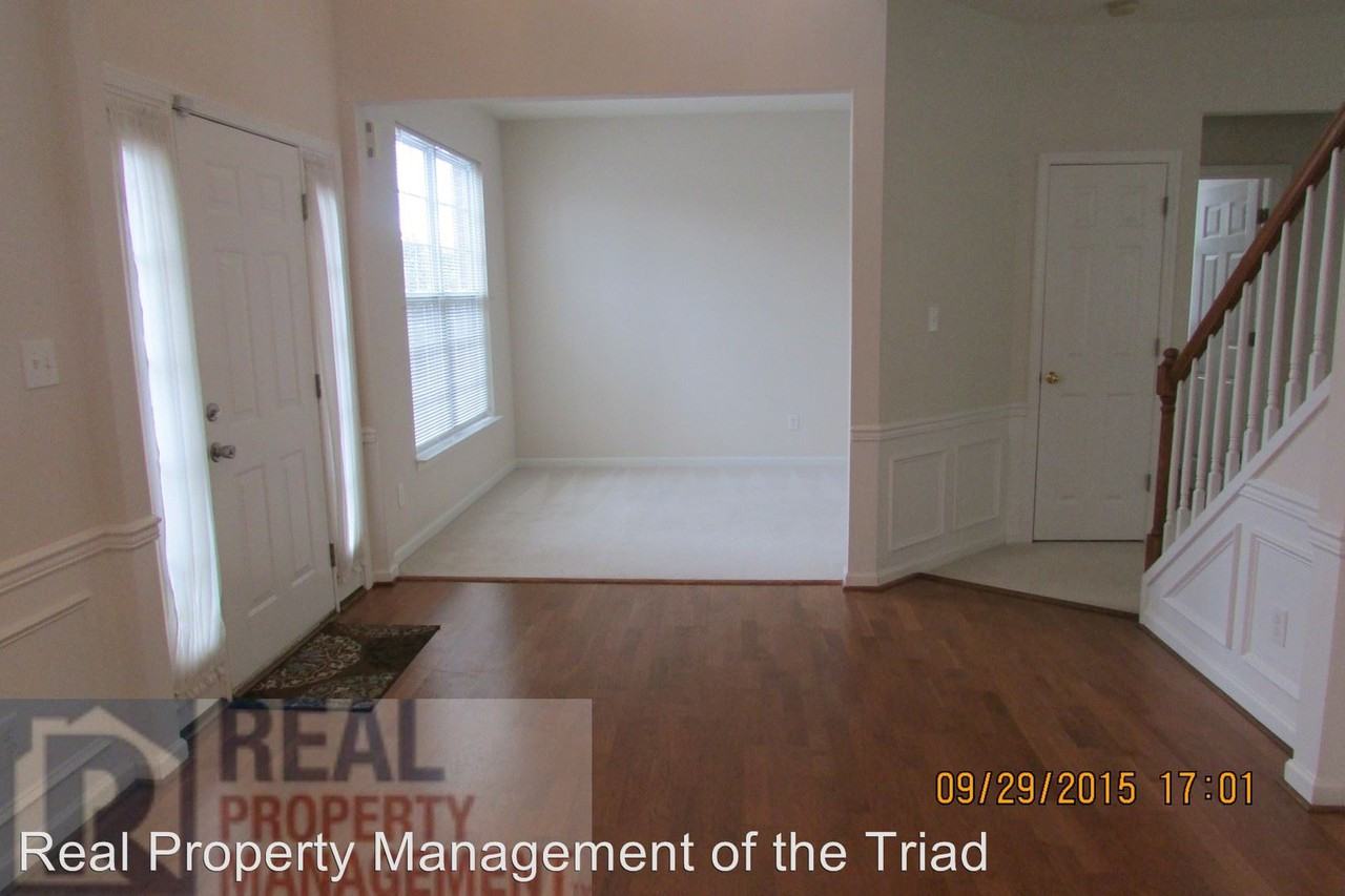 1566 Pondhaven Dr. - Photo 2 of 23