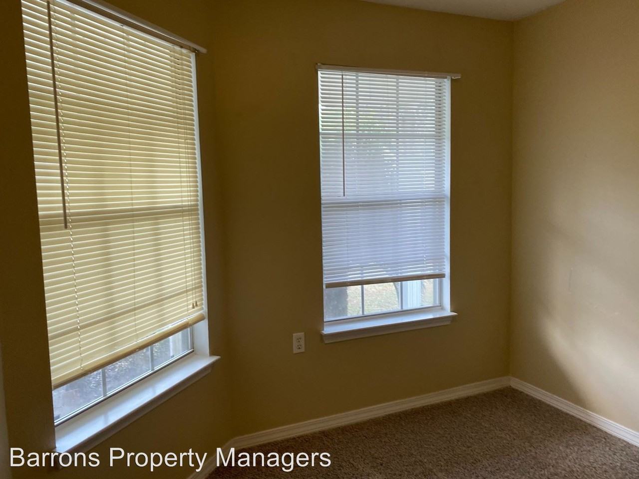 111 Wildflower Lane - Photo 3 of 15