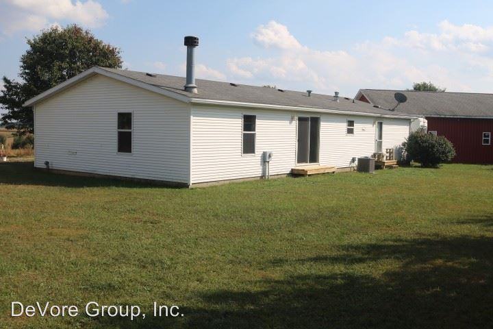 16939 Smith Rd - Photo 2 of 17