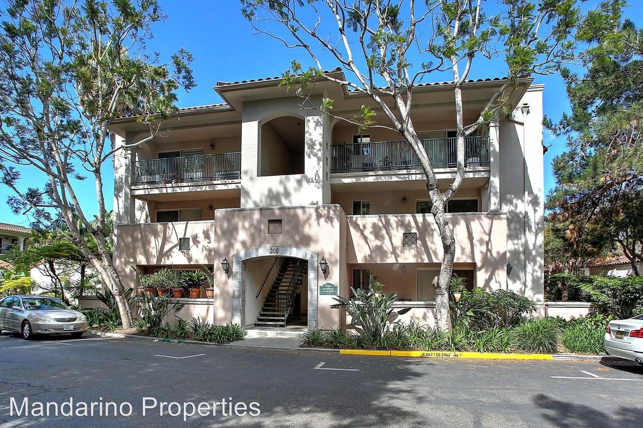 257 Por La Mar Circle - Photo 2 of 9