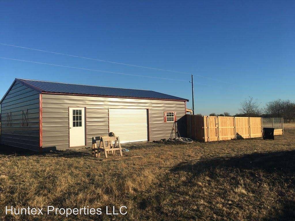 3465 Fm 3211 - Photo 3 of 10