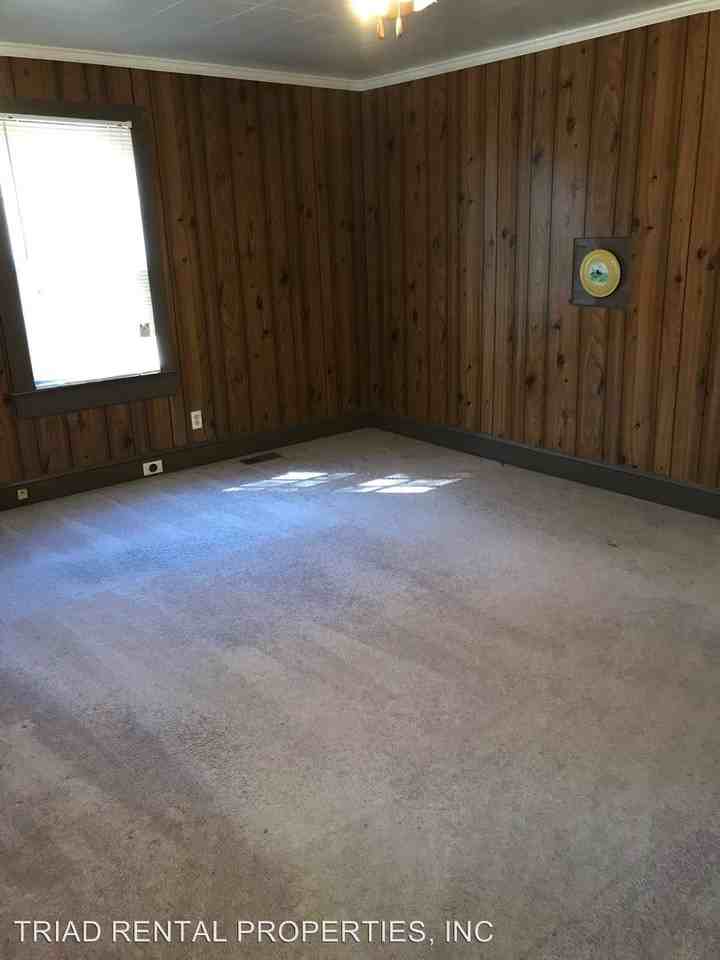 207 Richland Park Dr - Photo 2 of 8