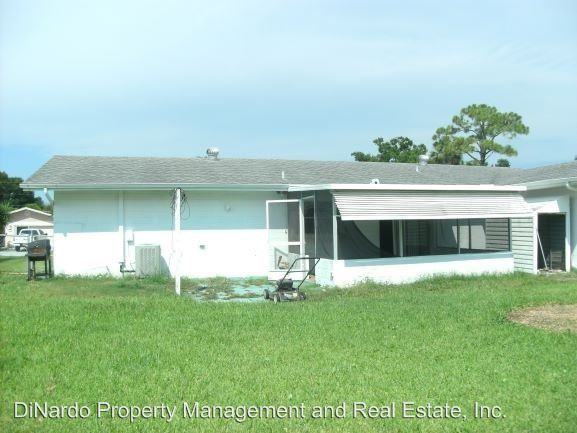 1316 Suwanee Rd - Photo 2 of 13