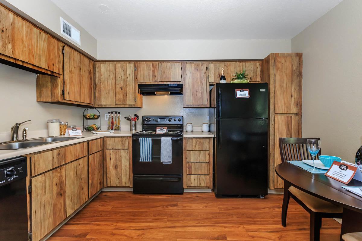 Casas Adobes Apartment Homes 6200 N Oracle Rd, Tucson, AZ 85704