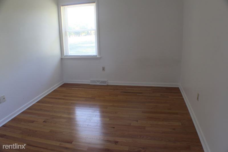 6 Hopewell Rd - Photo 2 of 20