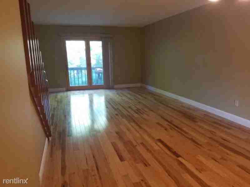 1608 Mill Pond Drive - Photo 3 of 14