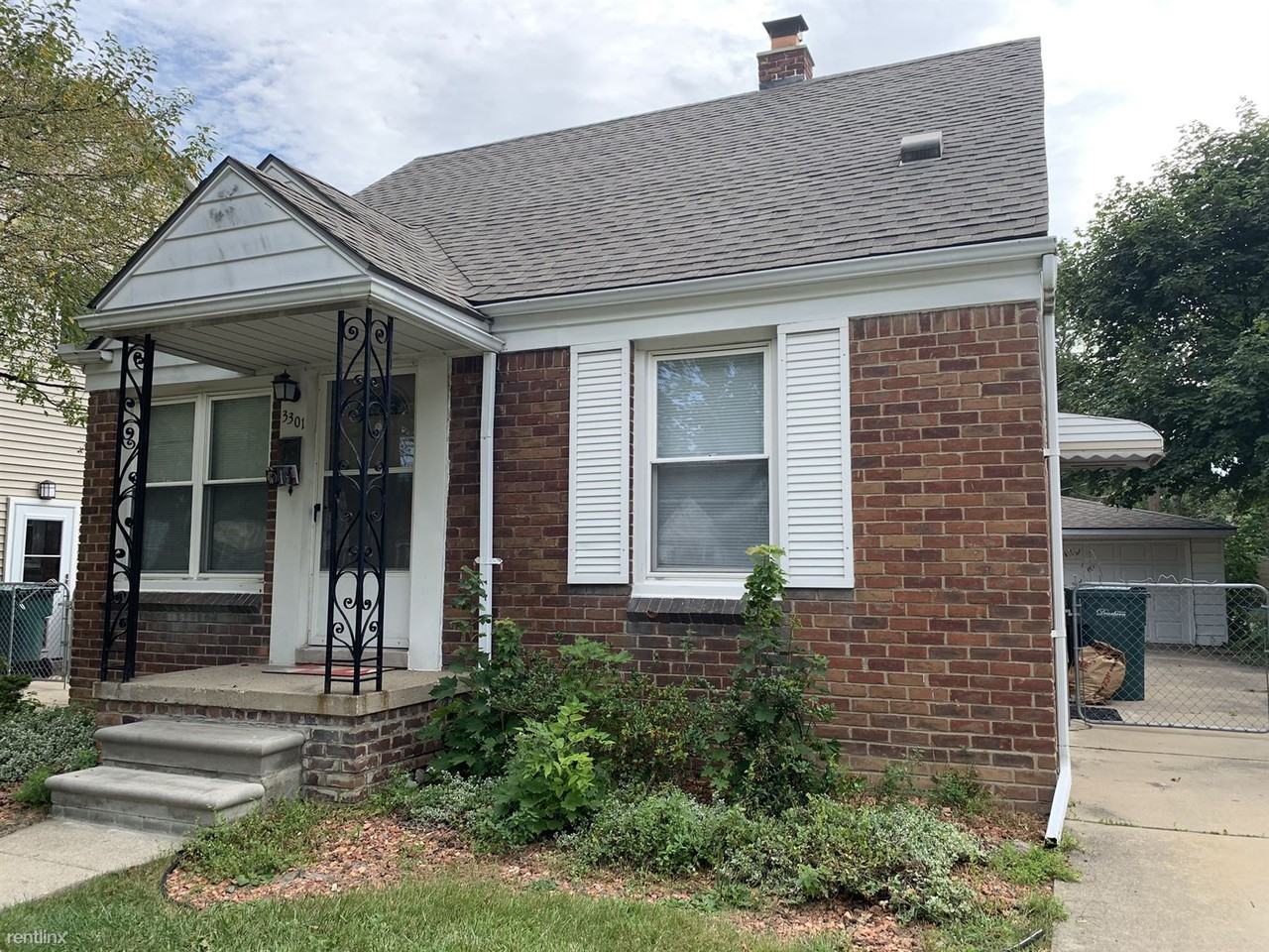 3301 Dallas St - Photo 3 of 16
