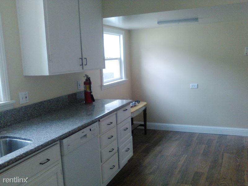 3326 13th Ave - Photo 2 of 16