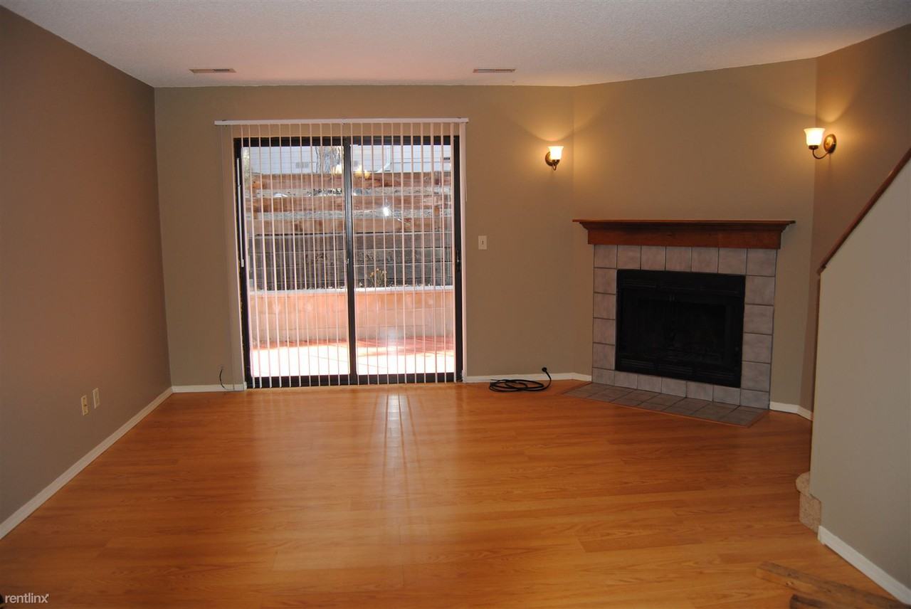 963 Tampico Ct - Photo 2 of 10