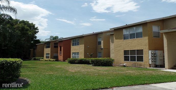 1401 Village Blvd - Photo 3 of 7