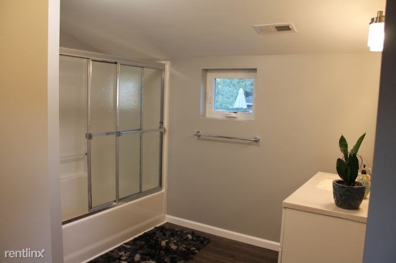 2ND Palmer Ave 2nd Floor - Photo 2 of 17