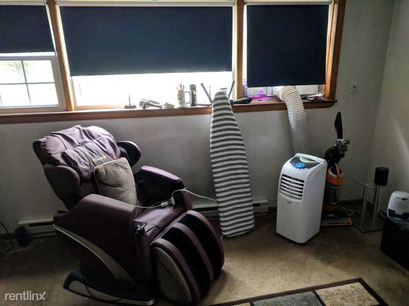 9461 Maple Drive 1a - Photo 2 of 7