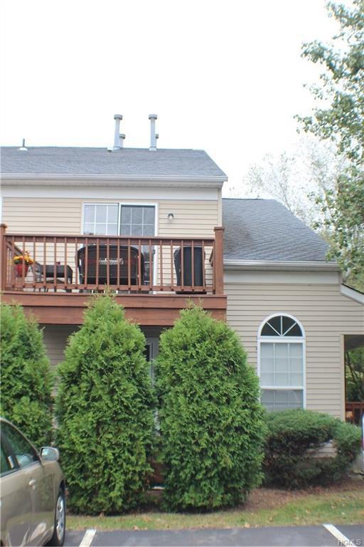 301 Magnolia Court - Photo 2 of 18