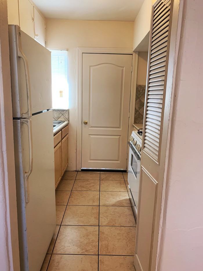 1040 North 16th Street - Photo 2 of 14