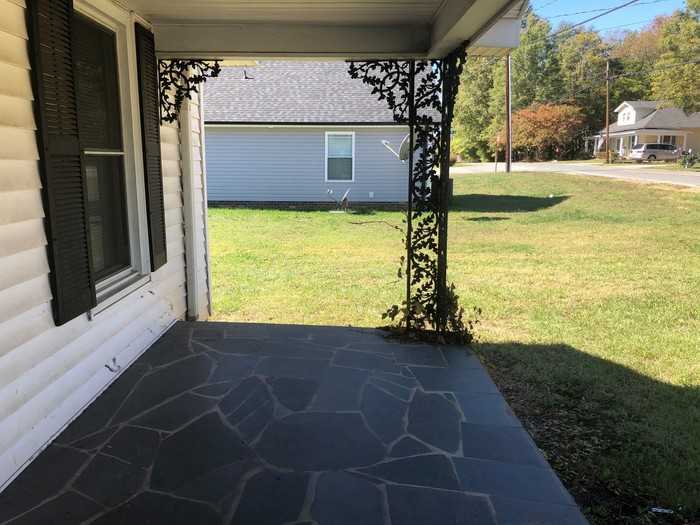 705 Bethpage Road - Photo 3 of 19