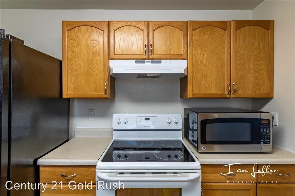 125 5th Ave E. - Photo 3 of 14