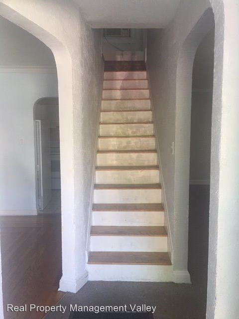 711 Jefferson Street - Photo 3 of 9