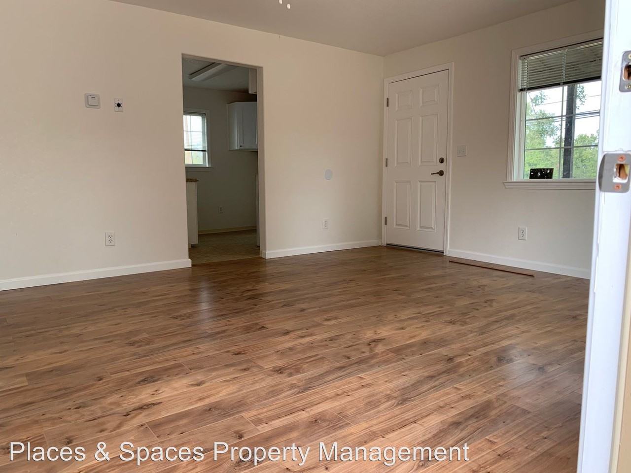 2536 Barney Street - Photo 3 of 14