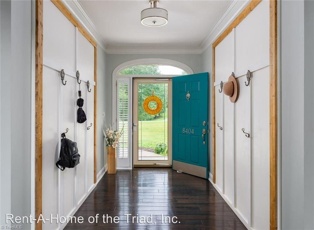 8404 Crichton Court - Photo 2 of 21