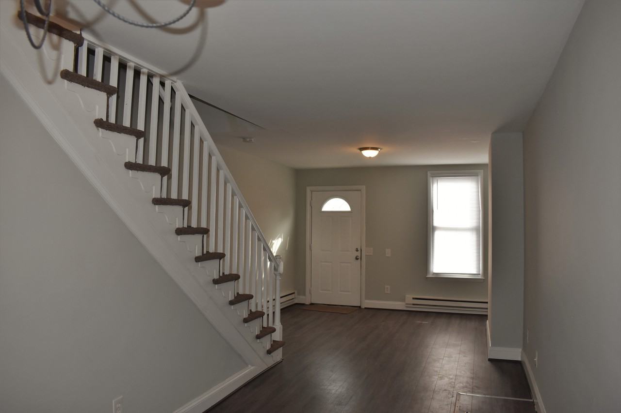 3528 6th St - Photo 2 of 19