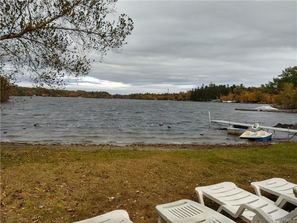 14 Lake Shore Drive 4 - Photo 3 of 20