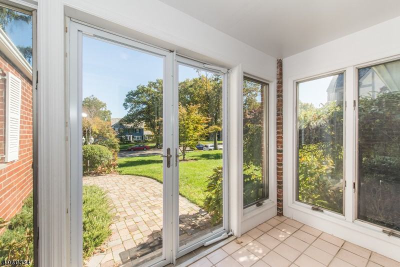 482 Ridgewood Ave - Photo 2 of 25