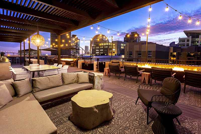 453 13th Street - Photo 2 of 34