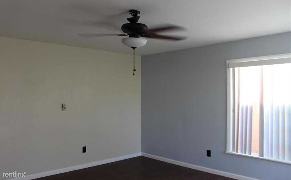 8306 Devenir Ave - Photo 2 of 4