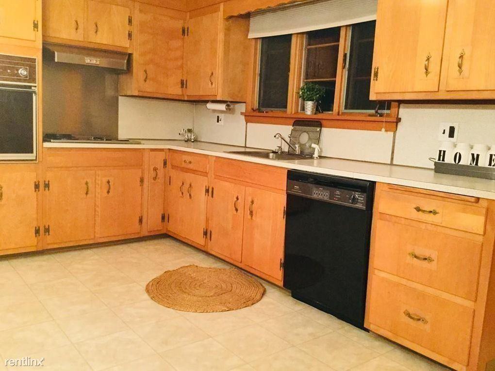 59 Hopkins St - Photo 3 of 4