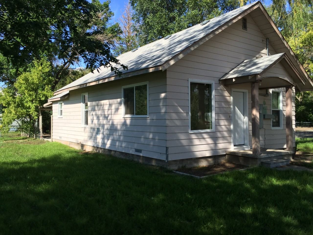 111 Jones St - Photo 2 of 15