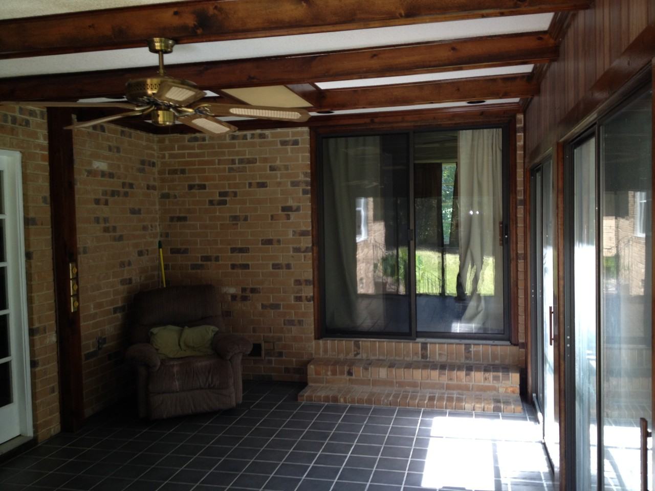 1362 Virginia Ln - Photo 2 of 13