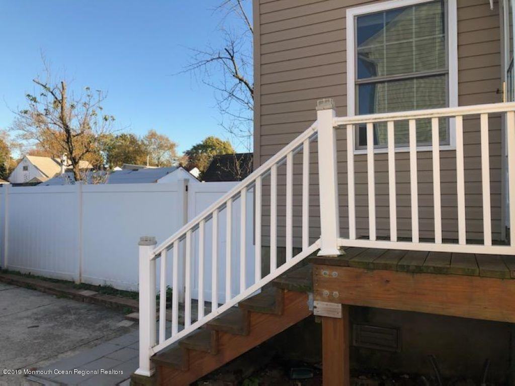 14 Eisenhower Drive - Photo 3 of 20