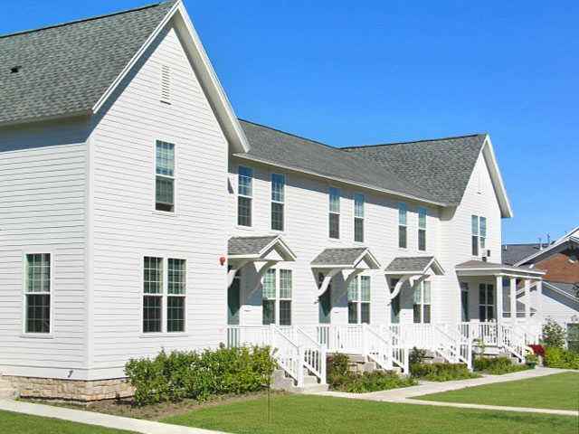 Erie Station Village - Photo 3 of 11