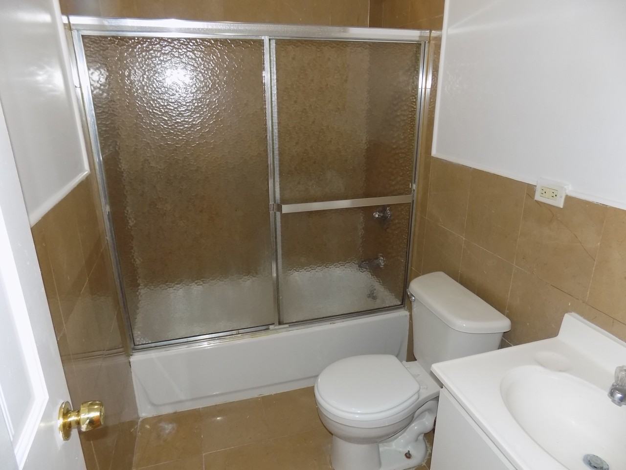 141-42 84th Road #2R - Photo 3 of 9