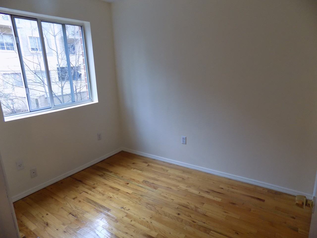 141-42 84th Road #2R - Photo 7 of 9