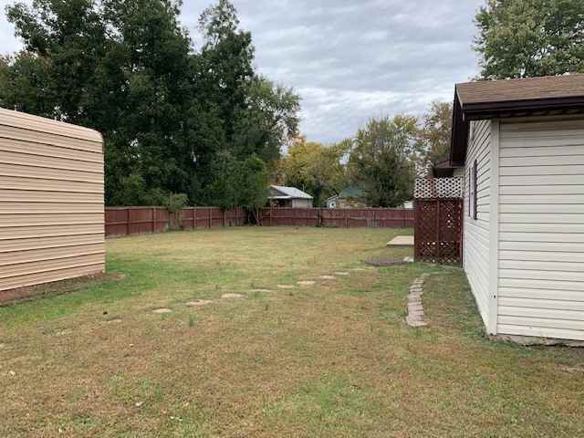 116 Castleton Avenue - Photo 3 of 16