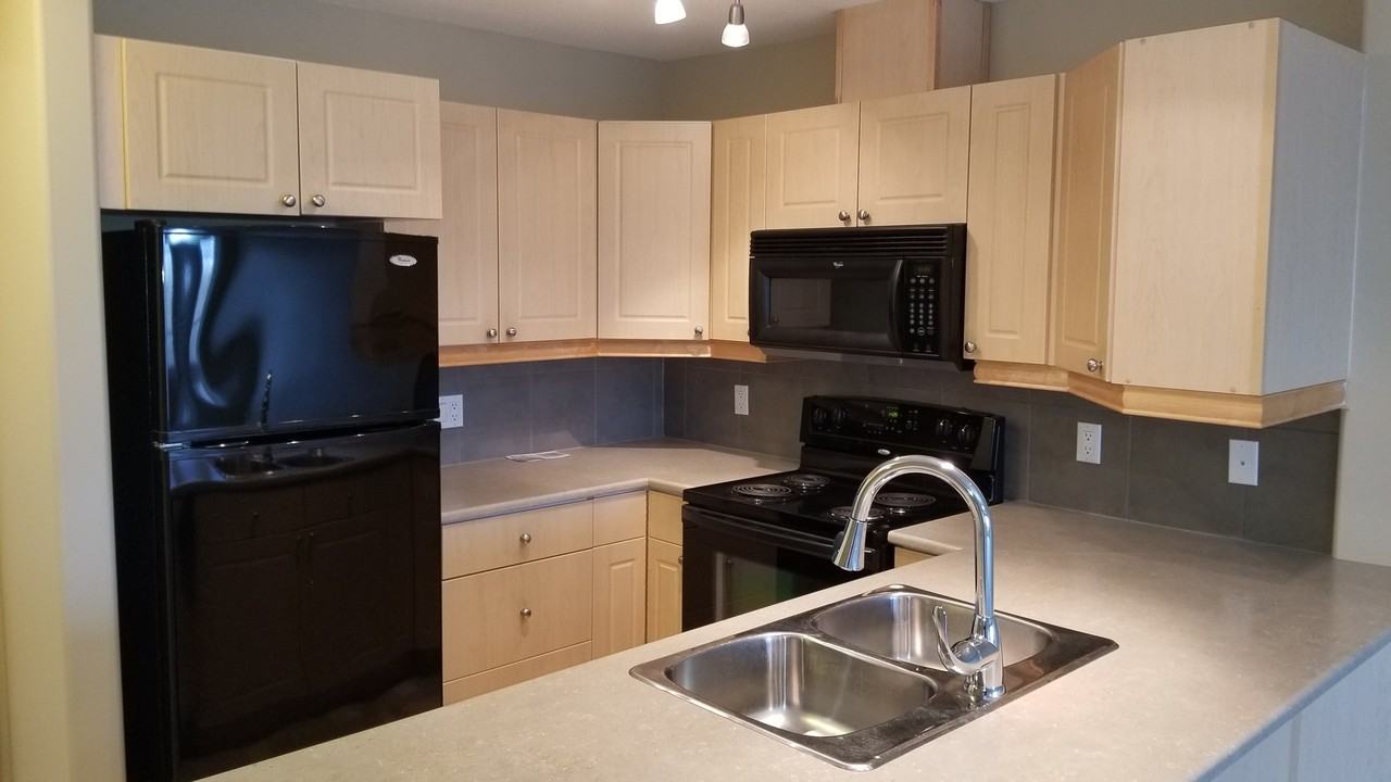 221, 300 Palisades Way Apartments 221 300 Palisa, Sherwood Park, AB